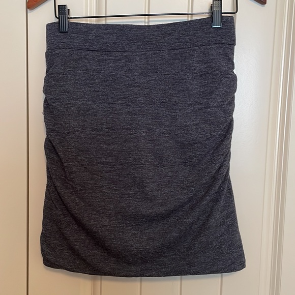 Banana Republic Stretch Mini Skirt - Picture 2 of 6